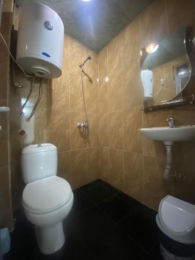 Elite Palace Plus Hotel 巴统 外观 照片
