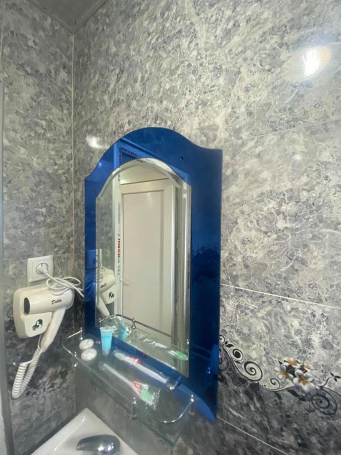 Elite Palace Plus Hotel 巴统 外观 照片